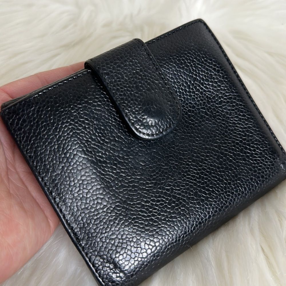 💯Authentic Chanel Caviar Short Wallet🍀 - Picture 16 of 17